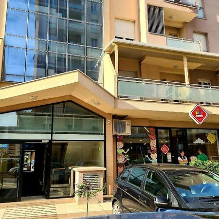 Apartman Bogdan 2 Apartamento Podgorica Exterior foto
