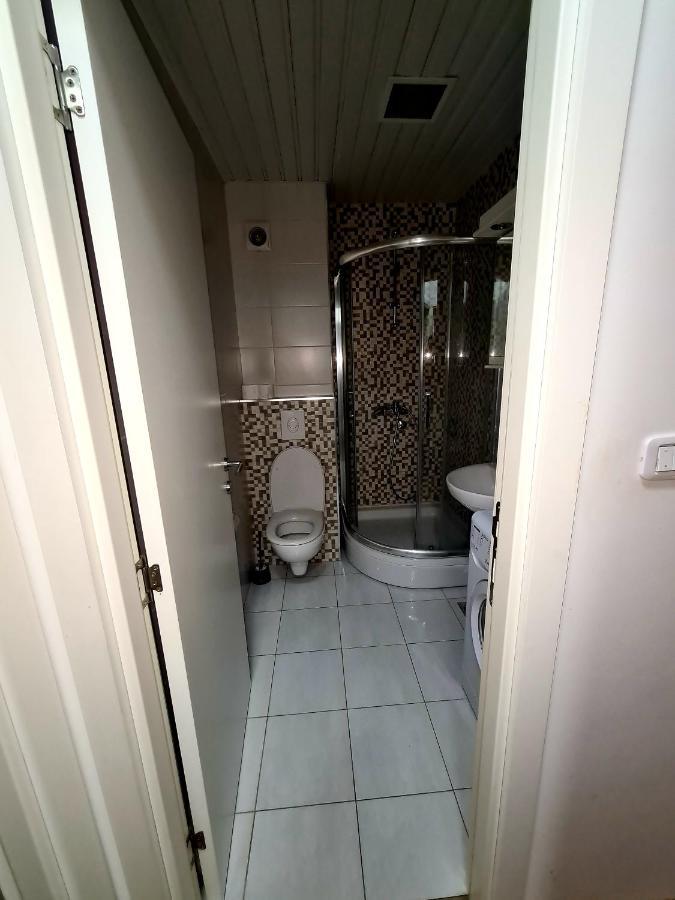 Apartman Bogdan 2 Apartamento Podgorica Exterior foto